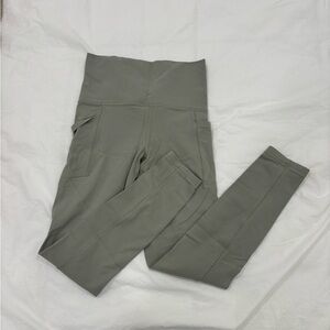 Athleta Cropped Leggings